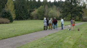 Earl Straley (3rd from right) leads park tour. [Click to enlarge]